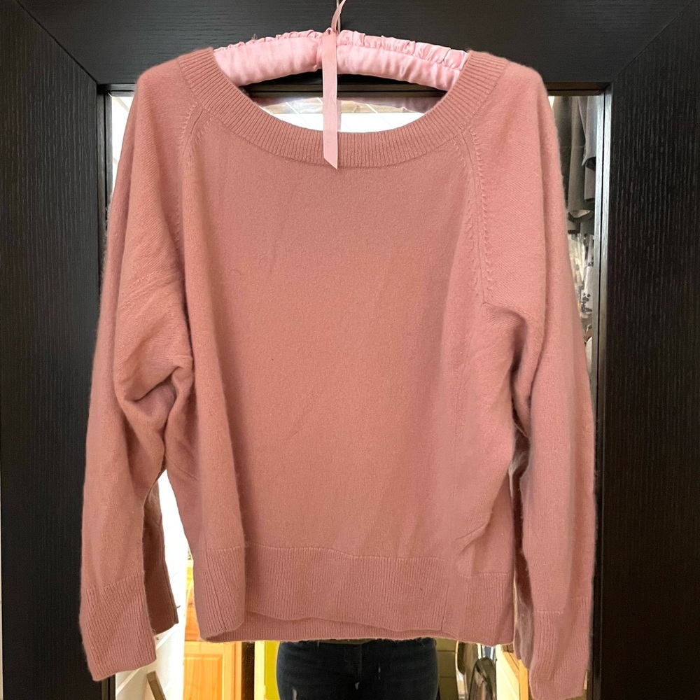Victoria’s Secret Boatneck Cashmere Sweater. Size xs